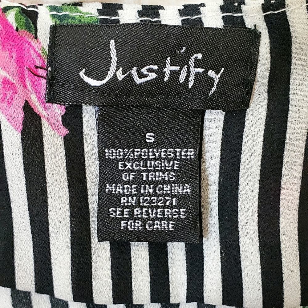Justify Striped Floral Rose Pattern Long-Sleeve Tunic - Picture 10 of 12